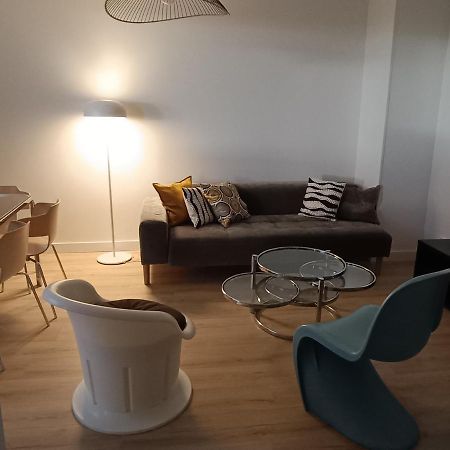 Chelles Centre Ville 2 Chambres Pres Des Bords De Marne 10 Minutes A Pieds De La Gare De Chelles-Gournay 5 Minutes De La Gare De Vaires-Sur-Marne 20 Minutes De Disneyland Jusqu'A 5 Couchages Possibles Exterior photo