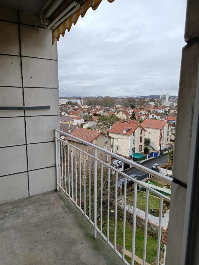 Chelles Centre Ville 2 Chambres Pres Des Bords De Marne 10 Minutes A Pieds De La Gare De Chelles-Gournay 5 Minutes De La Gare De Vaires-Sur-Marne 20 Minutes De Disneyland Jusqu'A 5 Couchages Possibles Exterior photo