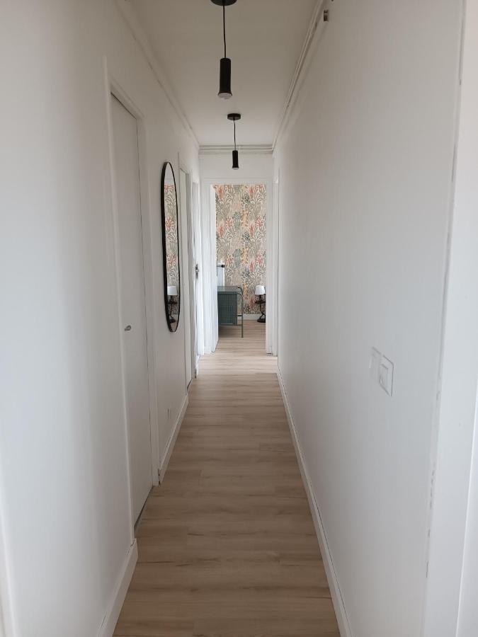 Chelles Centre Ville 2 Chambres Pres Des Bords De Marne 10 Minutes A Pieds De La Gare De Chelles-Gournay 5 Minutes De La Gare De Vaires-Sur-Marne 20 Minutes De Disneyland Jusqu'A 5 Couchages Possibles Exterior photo