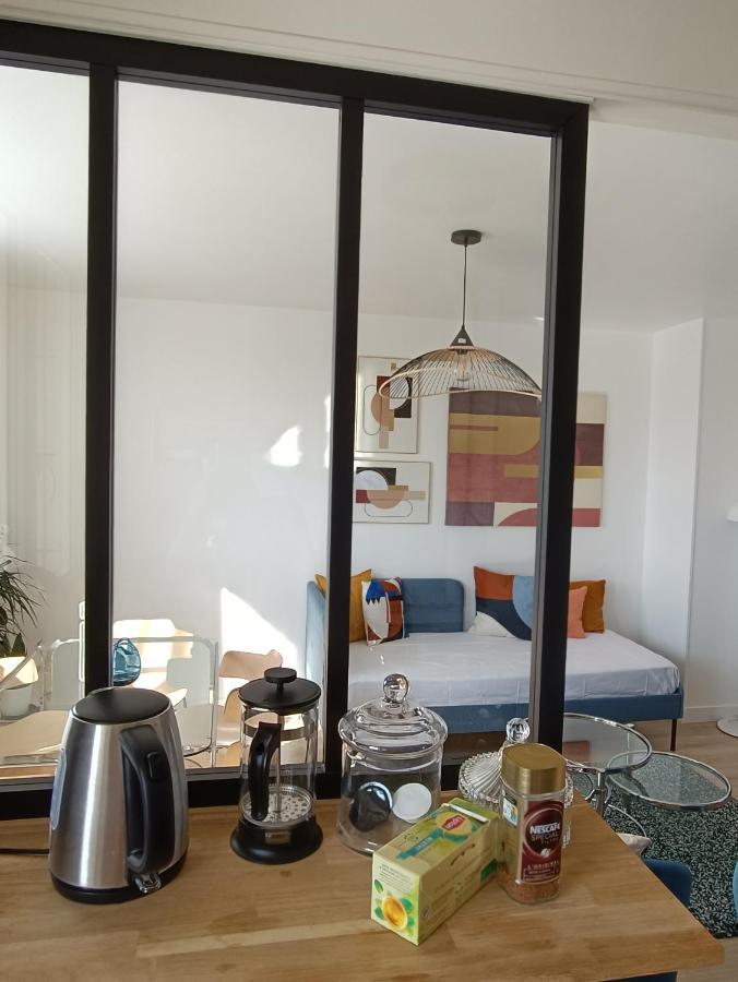 Chelles Centre Ville 2 Chambres Pres Des Bords De Marne 10 Minutes A Pieds De La Gare De Chelles-Gournay 5 Minutes De La Gare De Vaires-Sur-Marne 20 Minutes De Disneyland Jusqu'A 5 Couchages Possibles Exterior photo