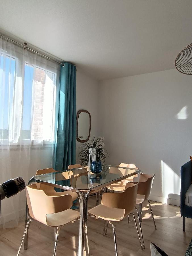 Chelles Centre Ville 2 Chambres Pres Des Bords De Marne 10 Minutes A Pieds De La Gare De Chelles-Gournay 5 Minutes De La Gare De Vaires-Sur-Marne 20 Minutes De Disneyland Jusqu'A 5 Couchages Possibles Exterior photo